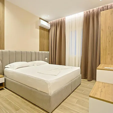 Coastline Luxury & * Durrës