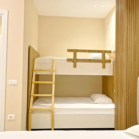 Coastline Luxury & Апартаменты *