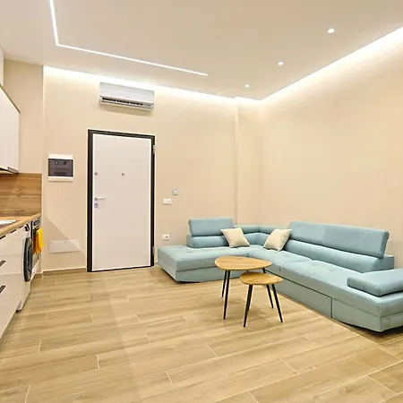 Coastline Luxury & * Durrës