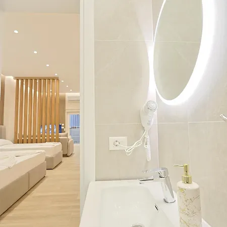 Lägenhet Coastline Luxury & Durrës